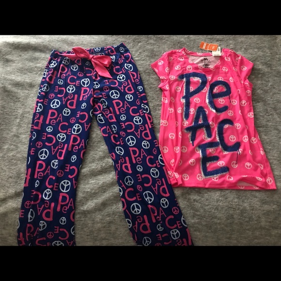 Justice Girl/'s Size 14-16 Plus Santa Text Emoji Pajama Set New with Tags